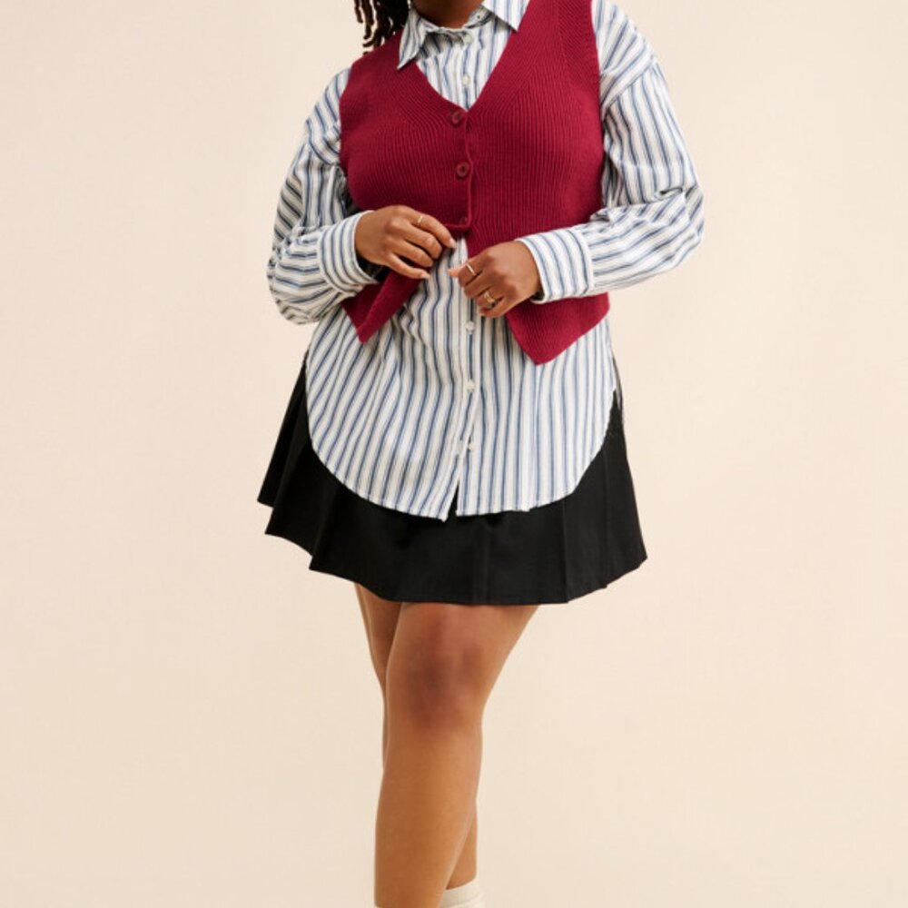 English Factory Burgundy Ribbed Knit Button-Front Vest – Size S - Picture 3 of 8